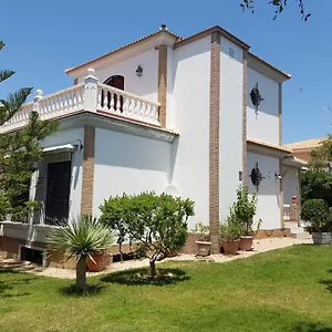 https://casa-con-jardn-en-la-playa.es-andalucia.com