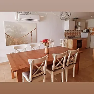 https://villa-apartamento-daniella.1costadelsol.com